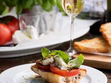 Italian-style tomatoes on toast