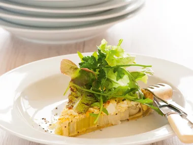 Leek and feta tart
