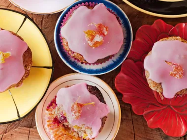 Little maiden cupcakes