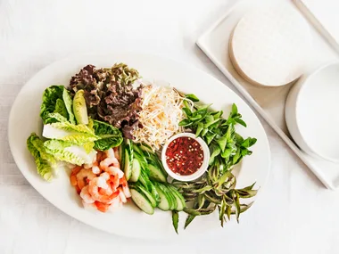 Vietnamese wraps