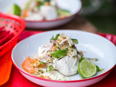 Steamed fish with crisp vegetables