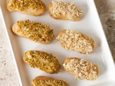 Mini eclair fingers with apple purée and hazelnut butter