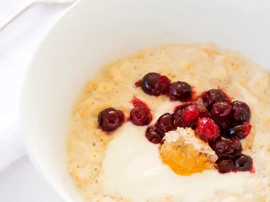 Pear porridge with cranberry compote