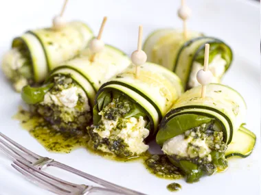 Cannelloni canapés with rocket basil pesto and macadamia ricotta