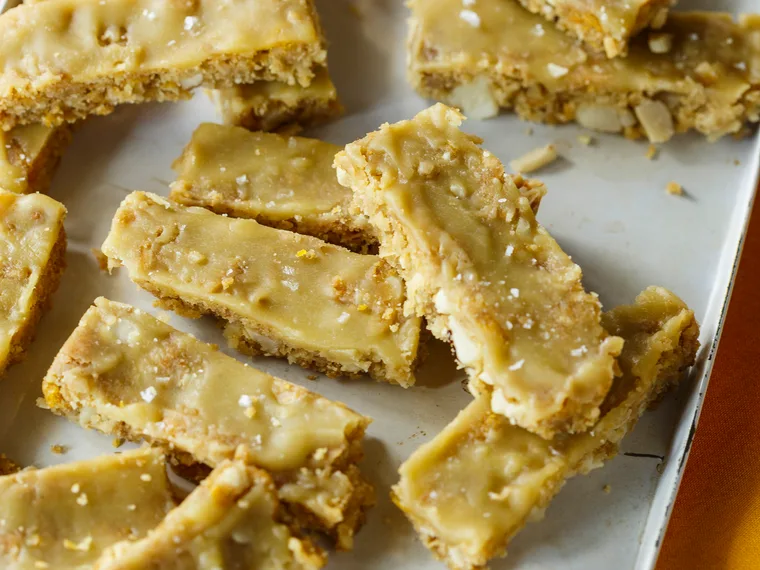 Catherine&rsquo;s peanut squares