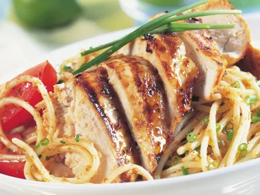 Chicken with red pesto pasta