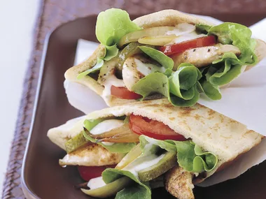 Chicken pitta pockets