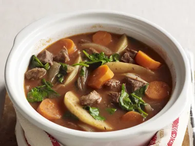 LAMB AND POTATO STEW WITH SPINACH