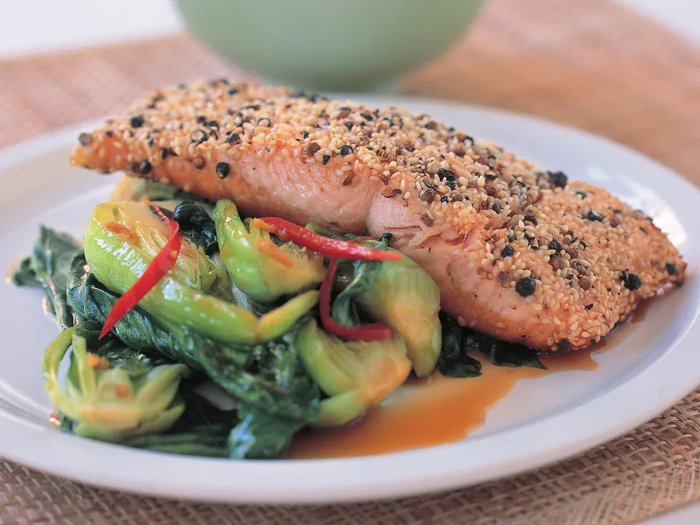 SALMON IN SESAME CRUST