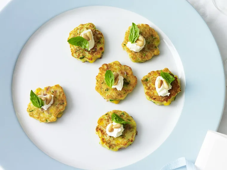 ZUCCHINI AND CORN FRITTERS with Cr&egrave;me Fra&icirc;che