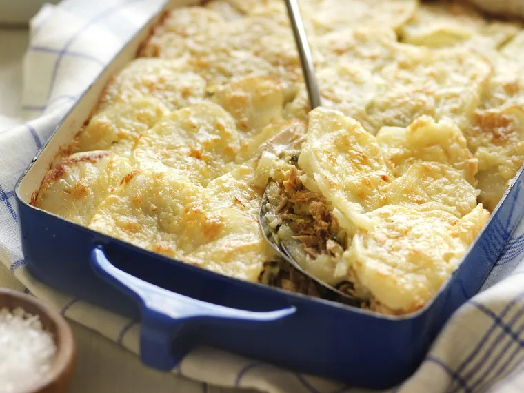 TUNA POTATO BAKE