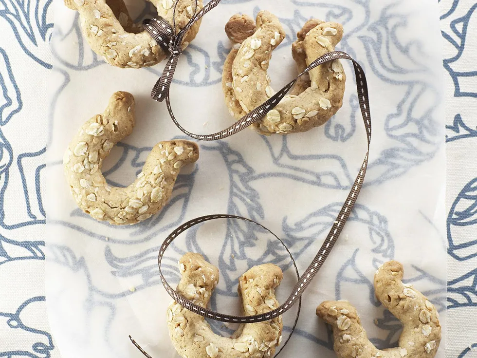 honey, oat and barley horseshoes