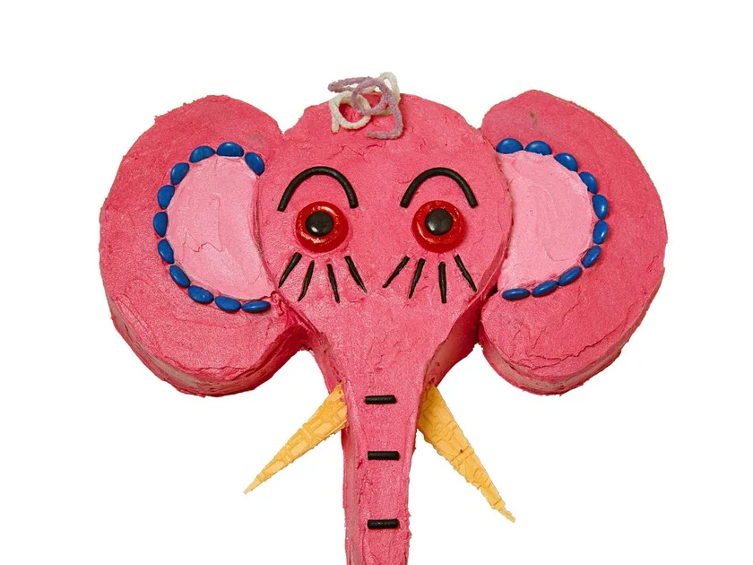 Jungle elephant cake