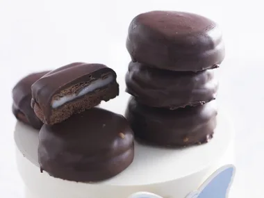 Mint slice biscuits