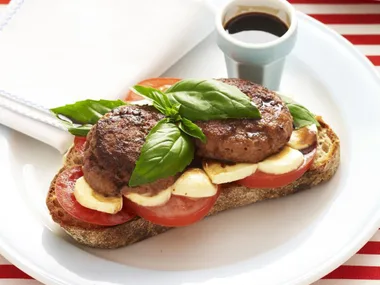 OPEN CAPRESE BURGERS