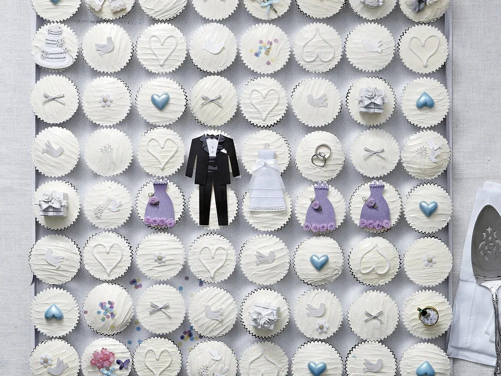 bridal cupcakes