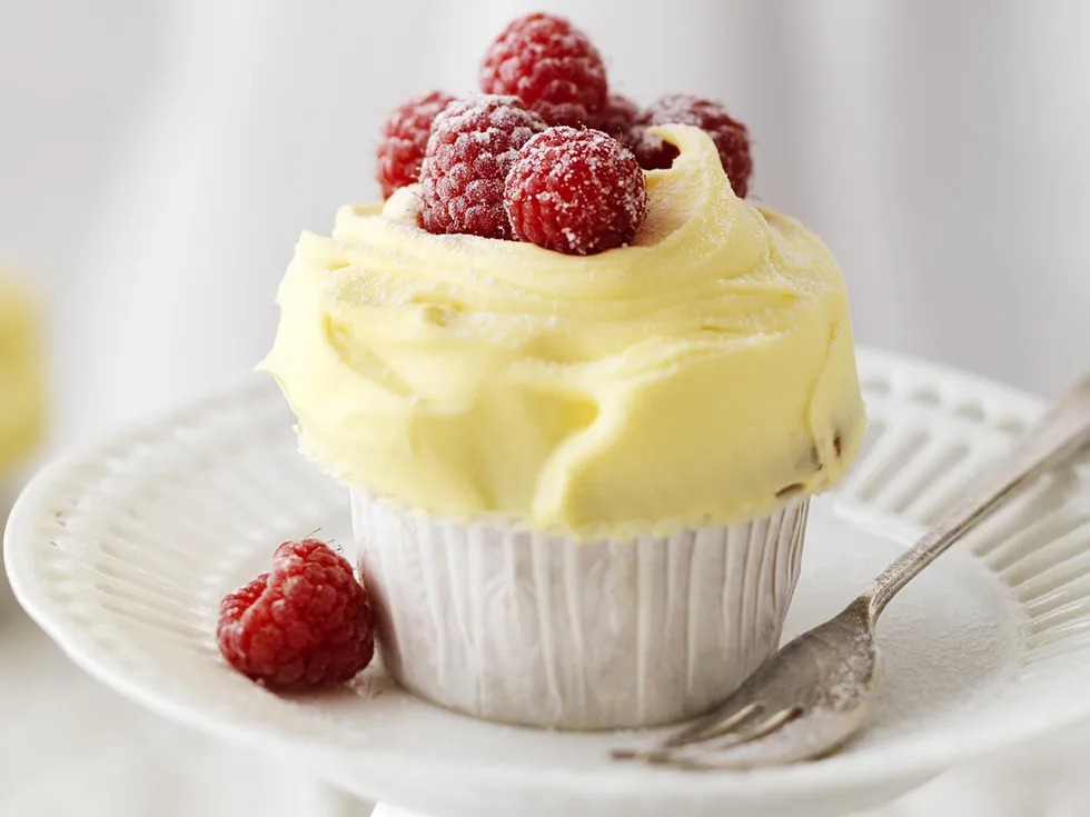 RASPBERRY TRIFLE Cupcakes