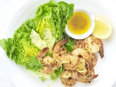 butterflied prawns with garlic butter