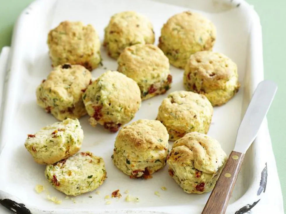SUN-DRIED TOMATO SCONES