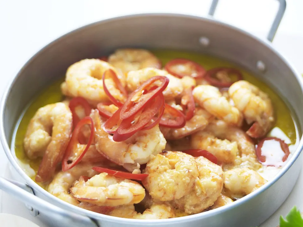 buttery garlic prawns