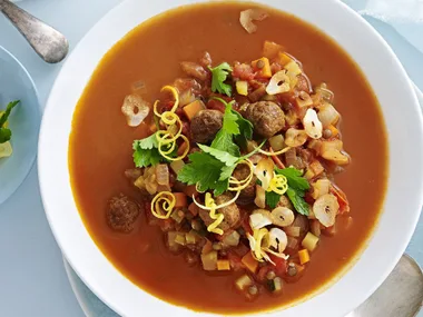 LENTIL AND PAPRIKA MEATBALL MINESTRONE