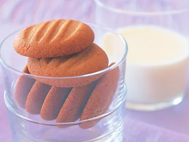 black sugar and ginger snaps