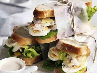 fish sandwiches with caesar dressing
