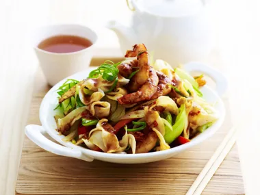 szechuan-style prawns with rice noodles