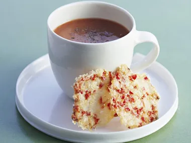 CHILLI PARMESAN CRISPS