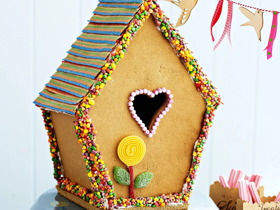 Gingerbread Birdhouse