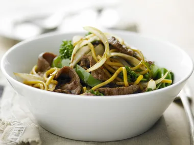 MONGOLIAN LAMB AND NOODLE STIR-FRY