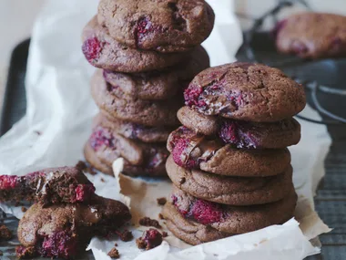 Chocolate Chunk & RASPBERRY COOKIES