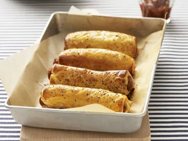 MOROCCAN SAUSAGE ROLLS