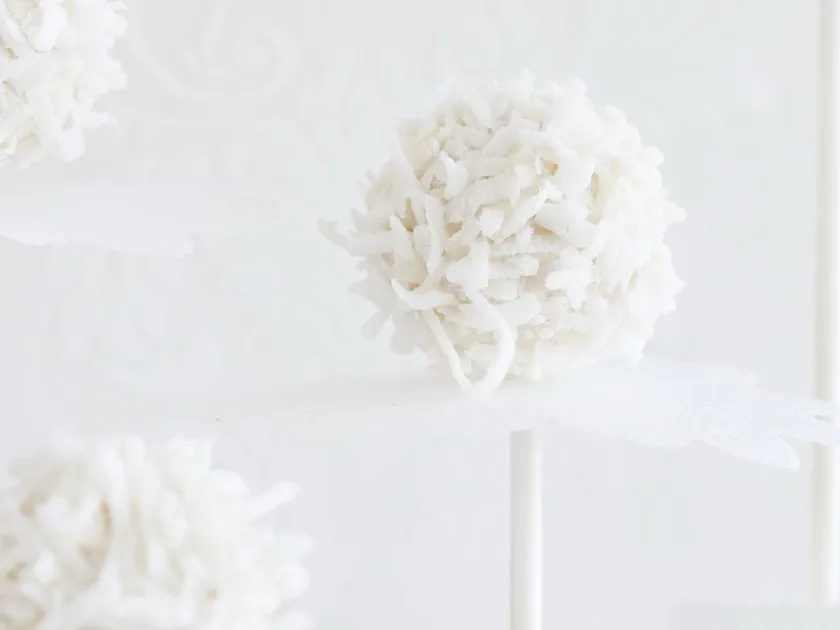 Coconut pops