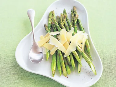 pan-fried asparagus with parmesan