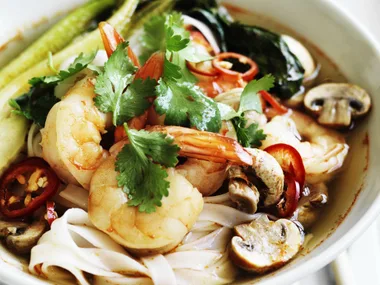 HOT & SOUR PRAWN NOODLE SOUP