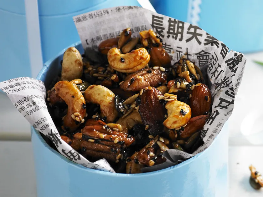 Honey soy nuts