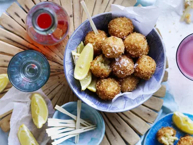 cheesy risotto balls