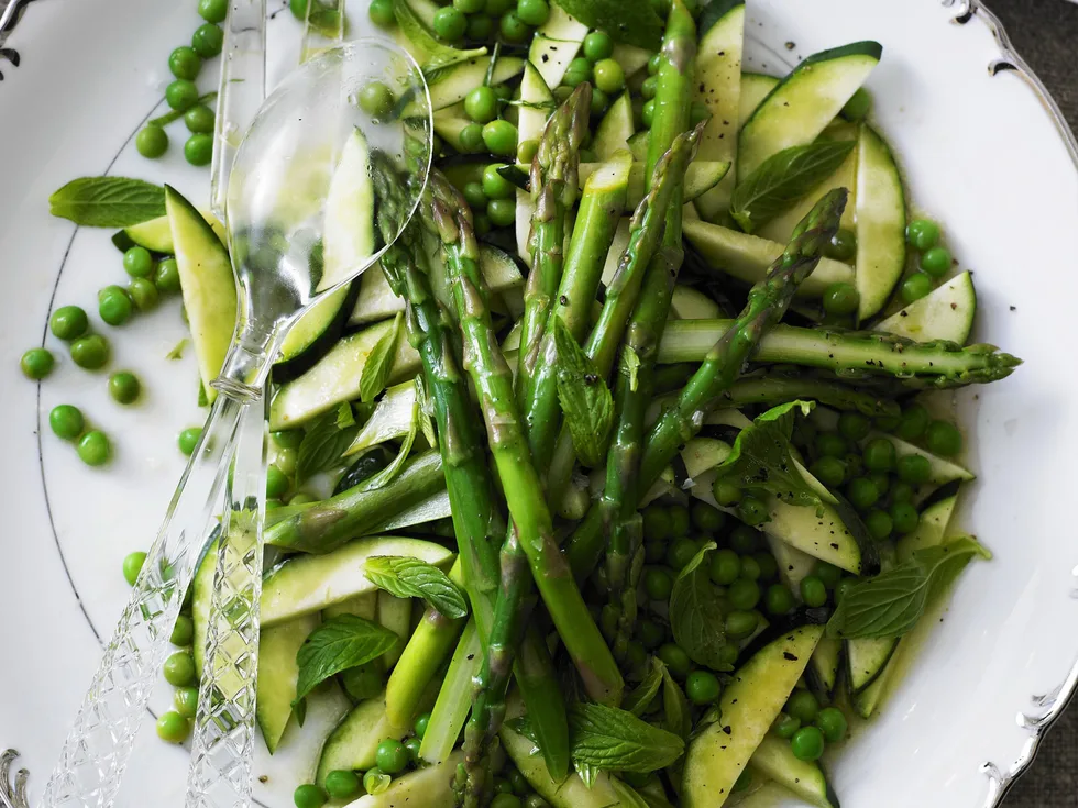 asparagus, peas and zucchini with mint