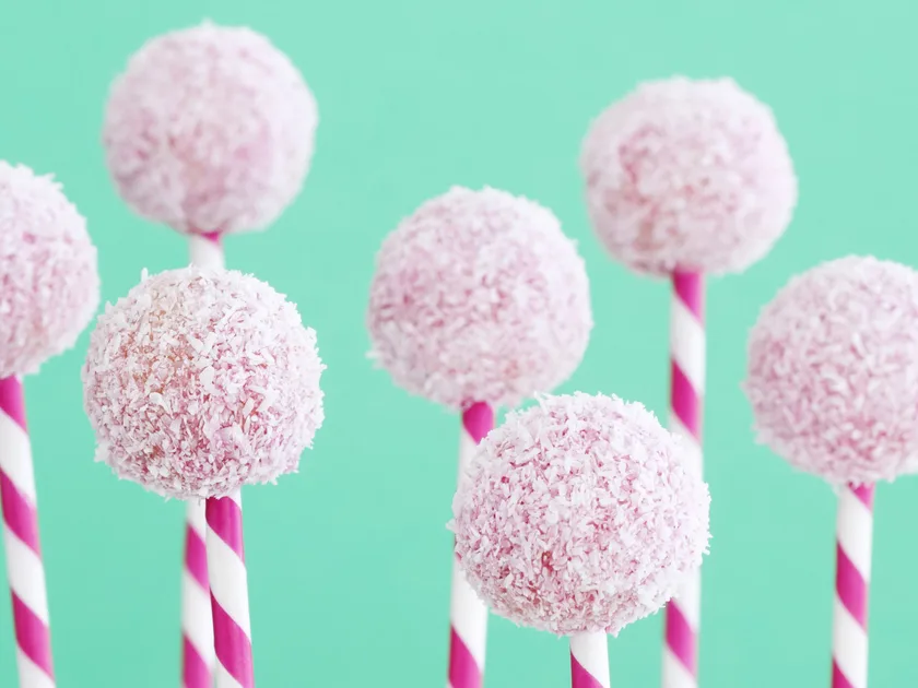 Coconut and raspberry jelly pops
