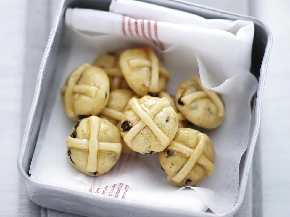 Hot cross bun cookies