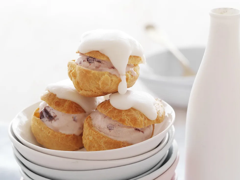 ice-cream puffs