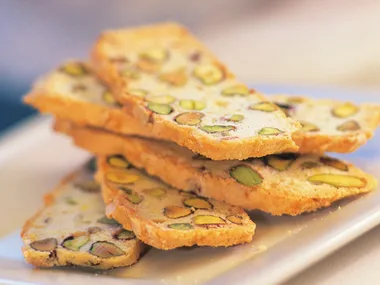 pistachio bread