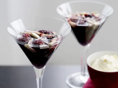 apple and blackberry jellies