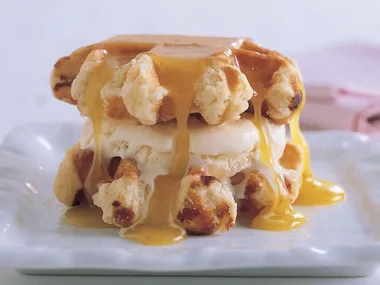 Waffles and ice-cream à la suzette