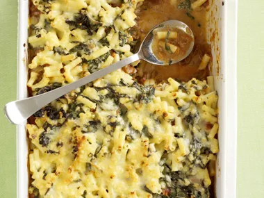 beef, garlic and silver beet pasta bake