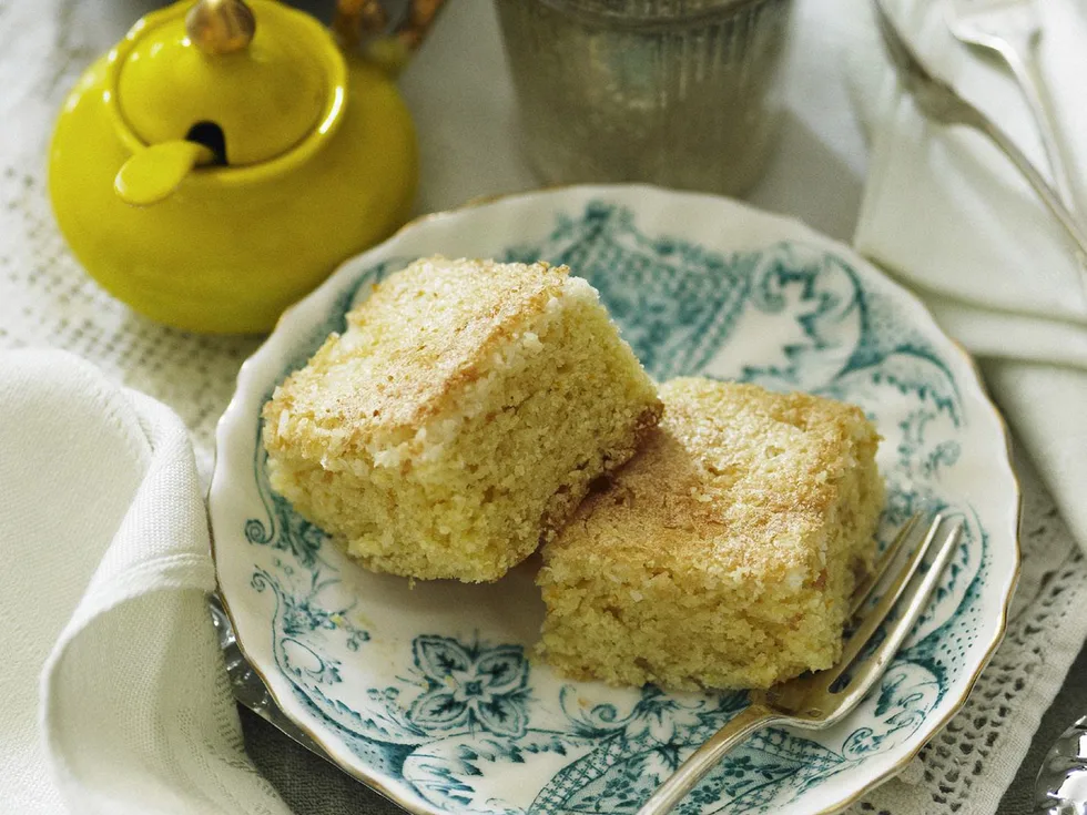 orange macaroon cake