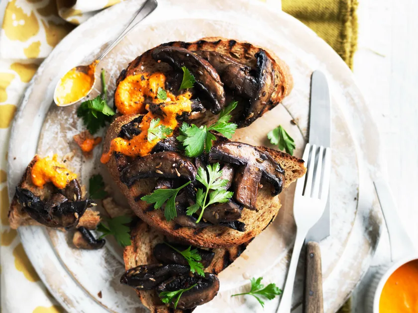 Portobello bruschetta with grilled capsicum sauce