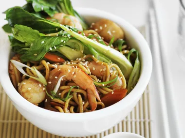 SESAME PRAWN & SCALLOP STIR-FRY