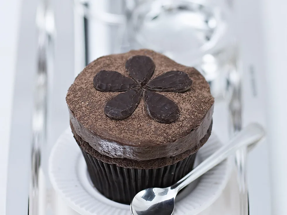 choc-mint mousse cakes